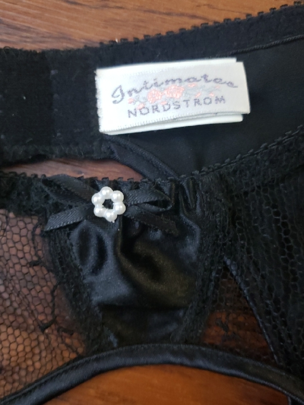 Nordstrom Black Lace Garter Belt with Bow Accents Size S - Picture 2 of 4